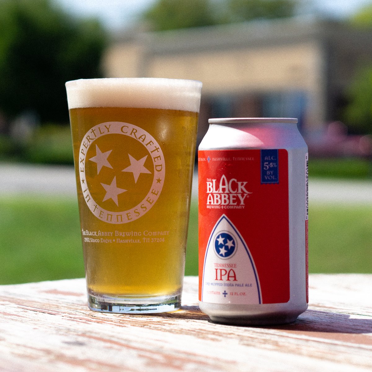 #HappyThursday friends! Another day, another beer! Hope you've had a great week enjoying some ice cold Black Abbey beer! 🍺

#blackabbey #thursday #beer #abeeraday #tnipa #ipa #brew #brewery #drinklocal #craftbeer #localcraft #ale #friends #coldbeer #drinkacoldone
