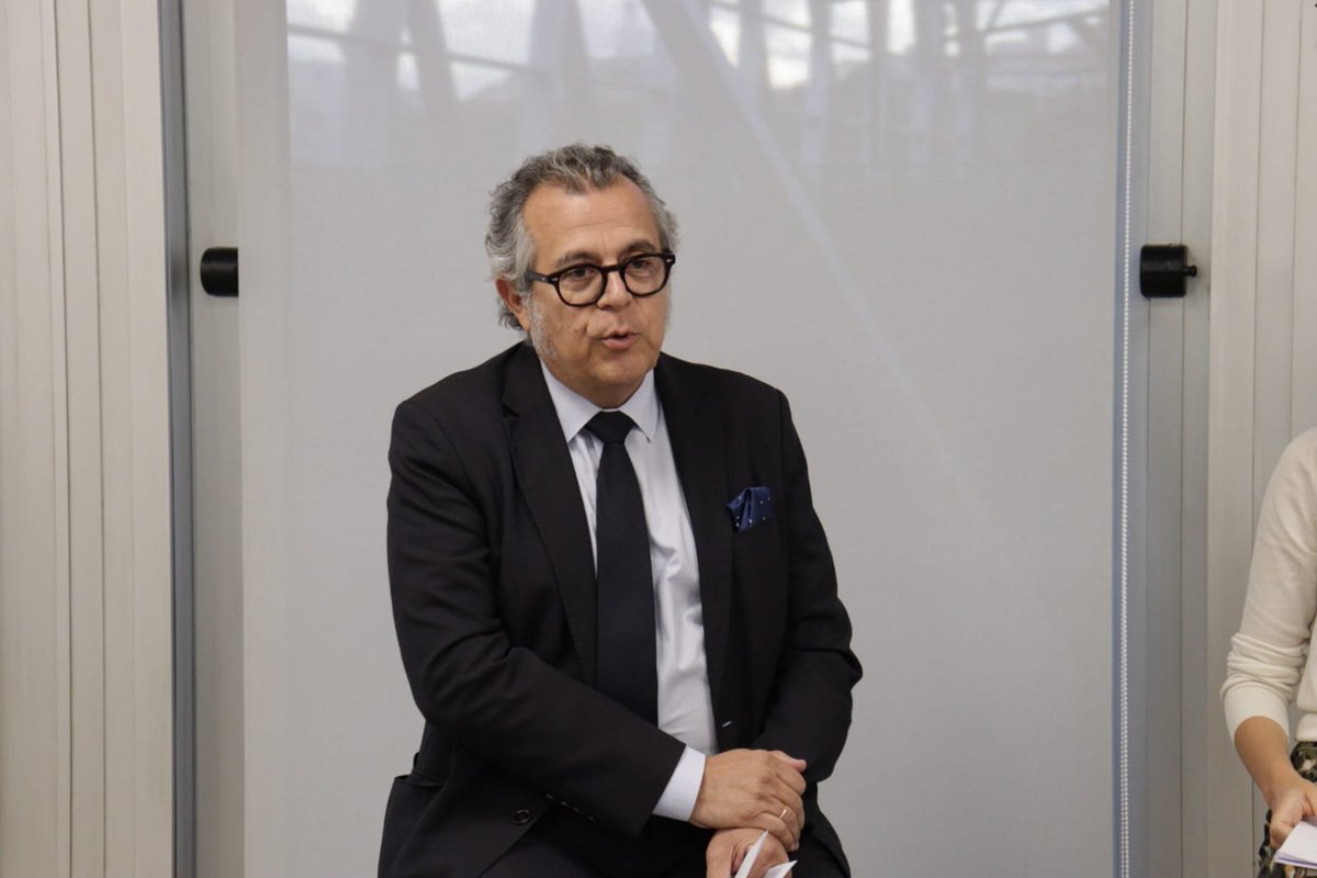 HispanicCouncil's tweet photo. "Lo que se produce es 𝘂𝗻 𝗽𝗿𝗼𝘆𝗲𝗰𝘁𝗼 𝗲𝘀𝗽𝗮𝗻̃𝗼𝗹 en todas sus dimensiones", explica Manuel Lucena Giraldo sobre las dudas en torno al espíritu originario de la expedición.
#FinDelViaje https://t.co/67WQgNUt26