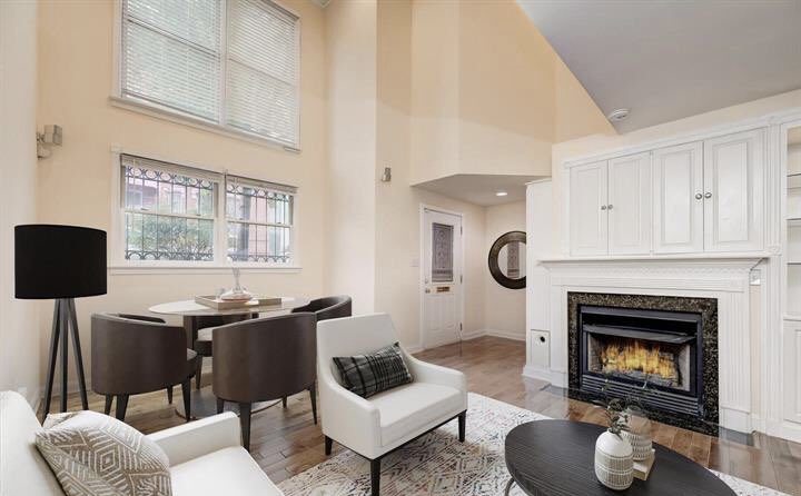 DereckHarmon's tweet photo. What does your dream home look like and what do you need to do to make that dream a reality? 

Let us help you so you can soon be saying yes to the address!

 #dreamhome #DC  #sayyestotheaddress #retire #MD #moveup #retirement #luxuryhome #luxurybuilder #DMV https://t.co/deFJj12XZX