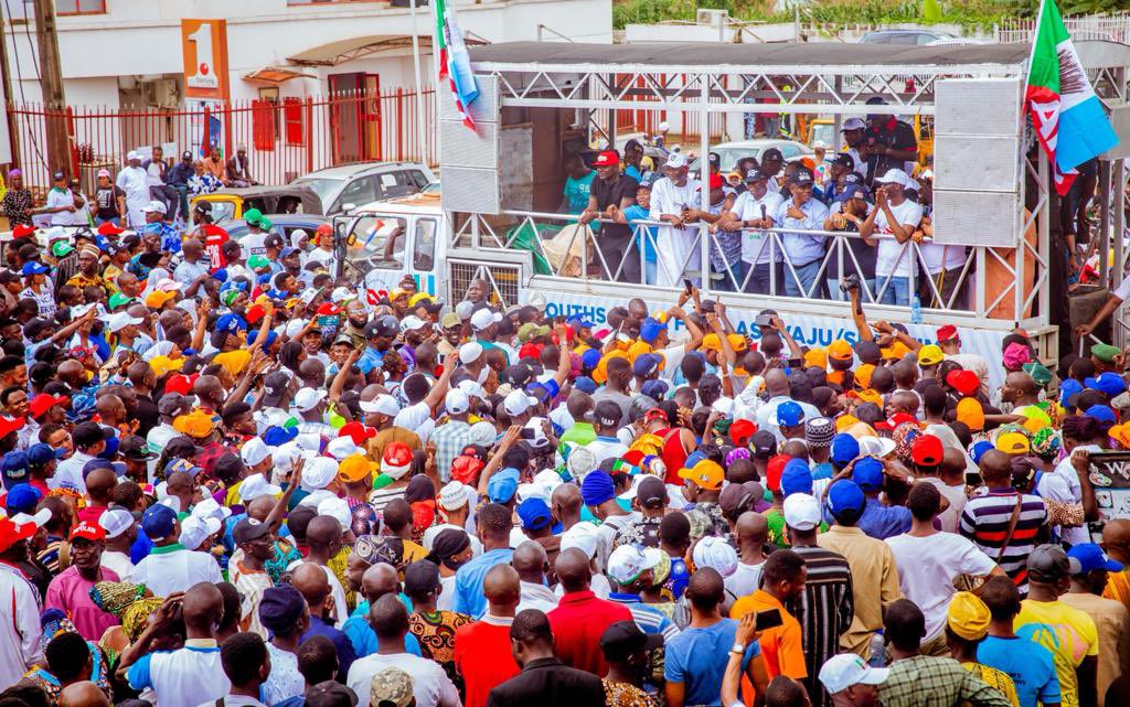 AsiwajuWords's tweet photo. Oyo state is #BATified https://t.co/kLGOUFTefN