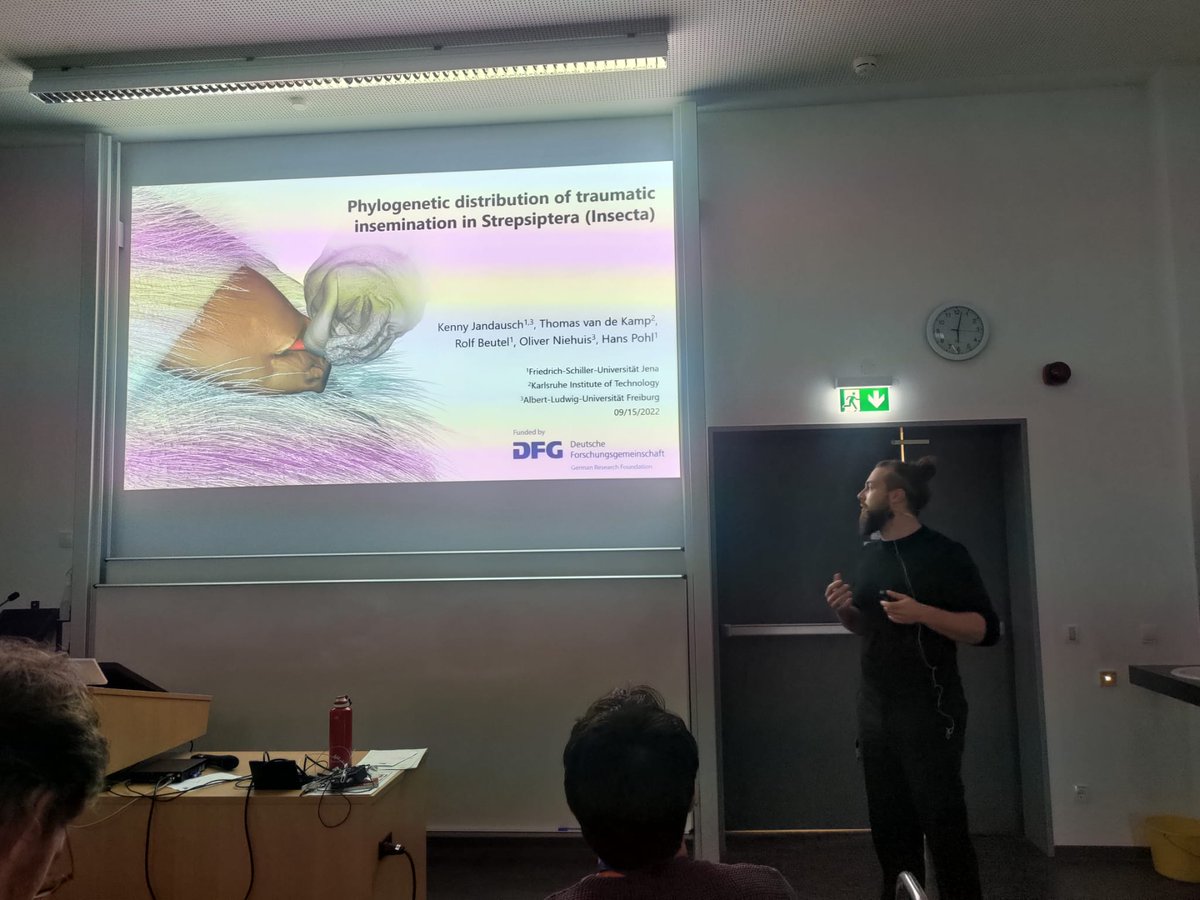 Kenny Jandausch (@kennyjandausch) on Twitter photo Thanks for the great opportunity <a href="/dzgevol/">DZG Evolution</a> to present parts of my PhD thesis at the #dzg22. Met a lot of cool people and had some nice conversations. Thanks for the great opportunity <a href="/dzgevol/">DZG Evolution</a> to present parts of my PhD thesis at the #dzg22. Met a lot of cool people and had some nice conversations.