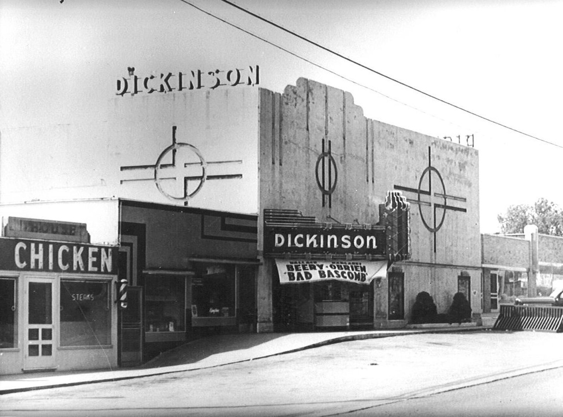 CityofMissionKS's tweet photo. With the Mission Sidewalk Sale happening this Sat., Sept. 17 along Johnson Dr., here is our #TBT to what Johnson Dr. used to look like.
To view more history about Mission; visit our webpage: https://t.co/0kfFxnPu1C
#missionsidewalksale #WeAreMissionKS #Otocast #JohnsonDrive https://t.co/XsmP6OPVyK