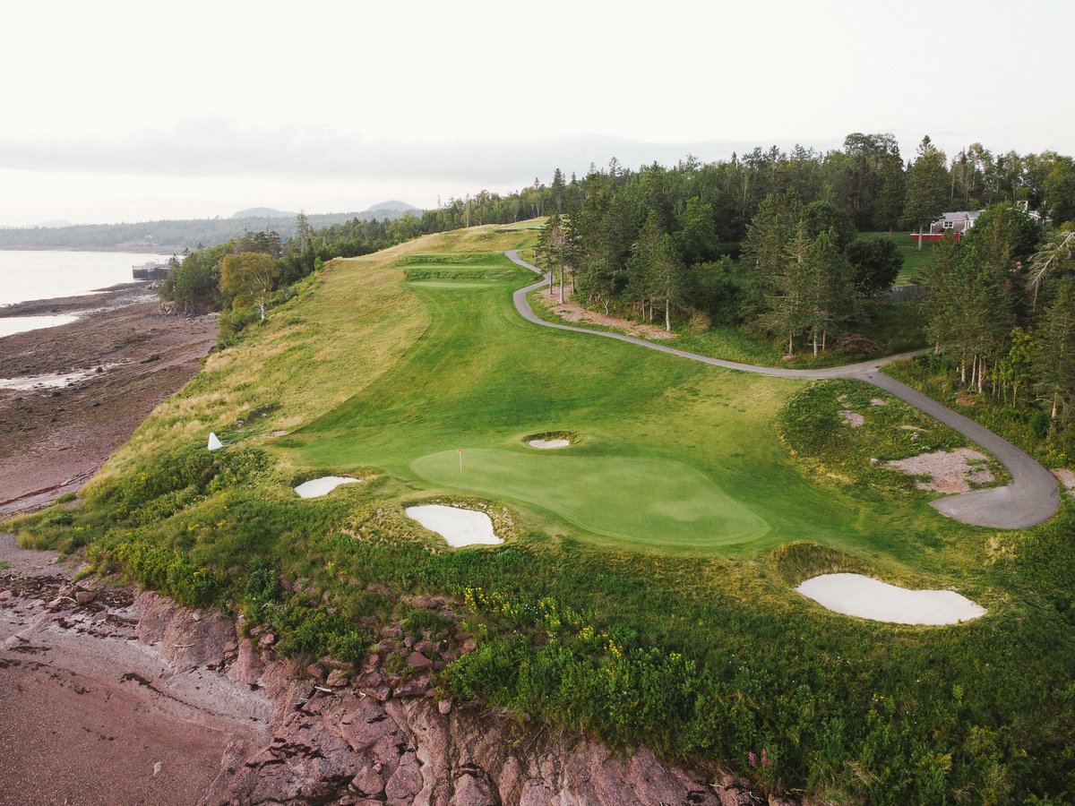 calebhunt's tweet photo. @Flagstick @AlgonquinResort Love the Algonquin. Get 4-5 rounds in every summer when we trek east to visit my in-laws who are St. Andrews locals. Home away from home. https://t.co/JMqTxWAk9h