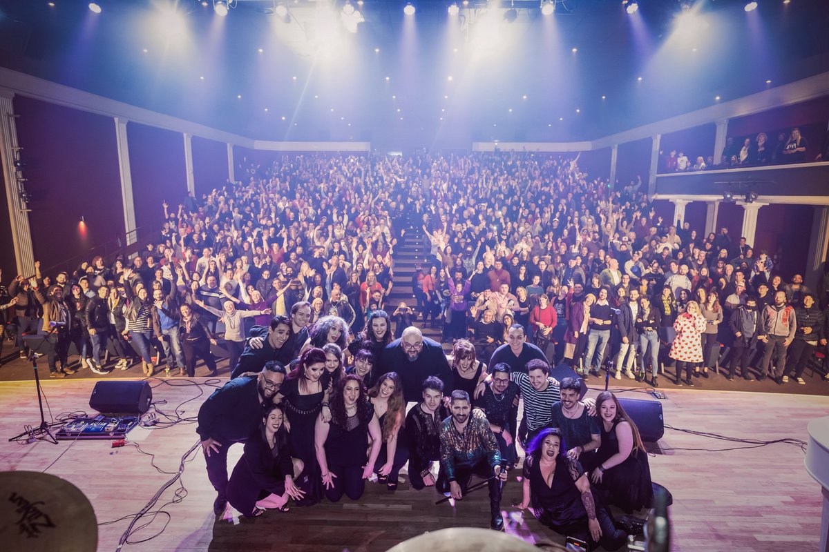 masterstrokeok's tweet photo. 🔥Tras el éxito de nuestra primera presentación en el 𝗧𝗲𝗮𝘁𝗿𝗼 𝗨𝗻𝗶𝘃𝗲𝗿𝘀𝗶𝗱𝗮𝗱, el 𝟮 𝗱𝗲 𝗱𝗶𝗰𝗶𝗲𝗺𝗯𝗿𝗲 volvemos junto al Coro Gospel Joy!🔥 
Entradas🎟️ a través de Ticketek o en la boletería del Teatro🎭 Link➡ https://t.co/g1MgBTSOj8

@UnlamOficial #SanJusto https://t.co/jwmoEzkNXG