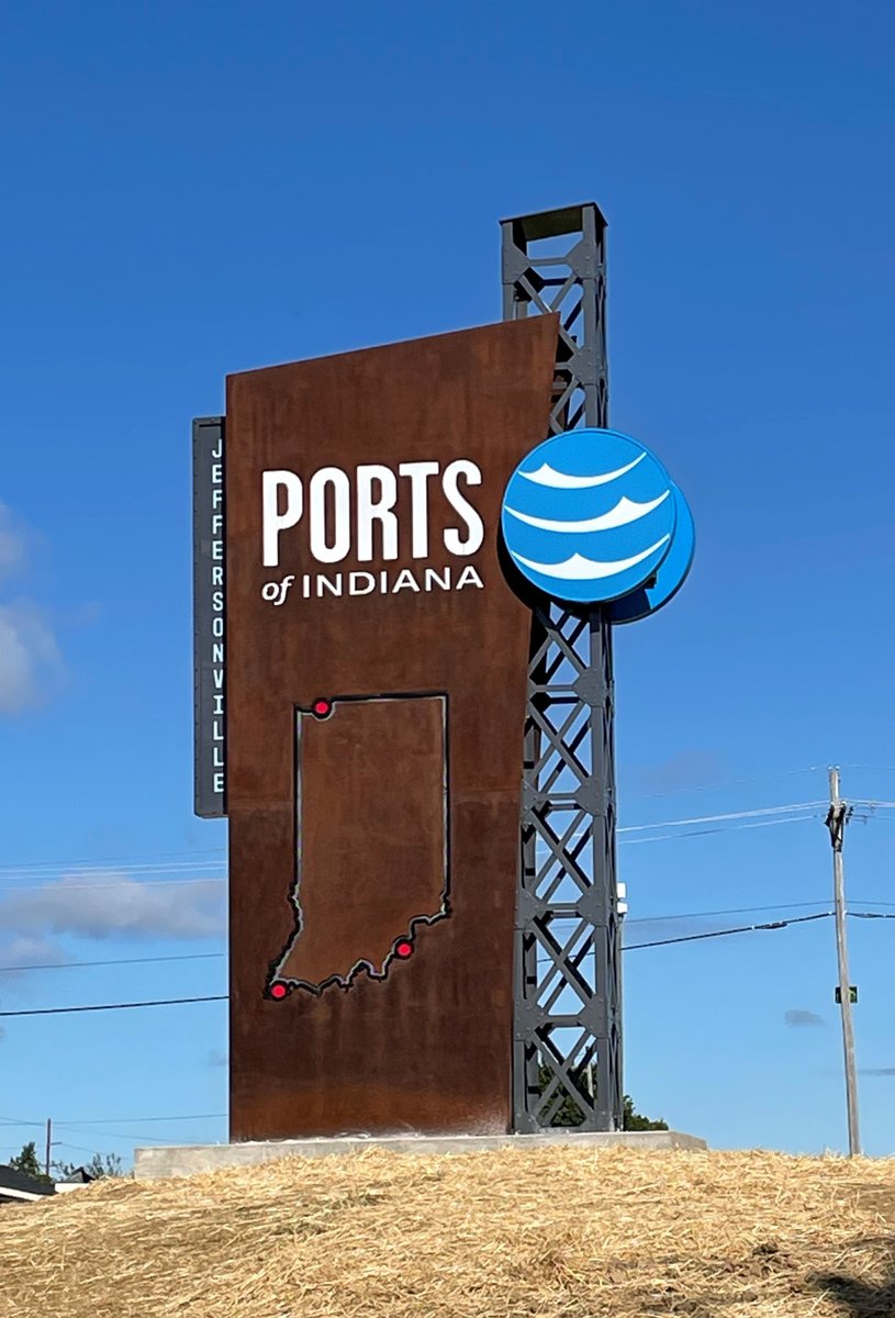 PortsofIndiana's tweet photo. Looking good, Jeffersonville.  Our new steel, aluminum and corten entrance sign is standing tall! It's even brighter at night with hundreds of LED lights. 
#WeArePOI #TGIF https://t.co/SJOi0n7ayc