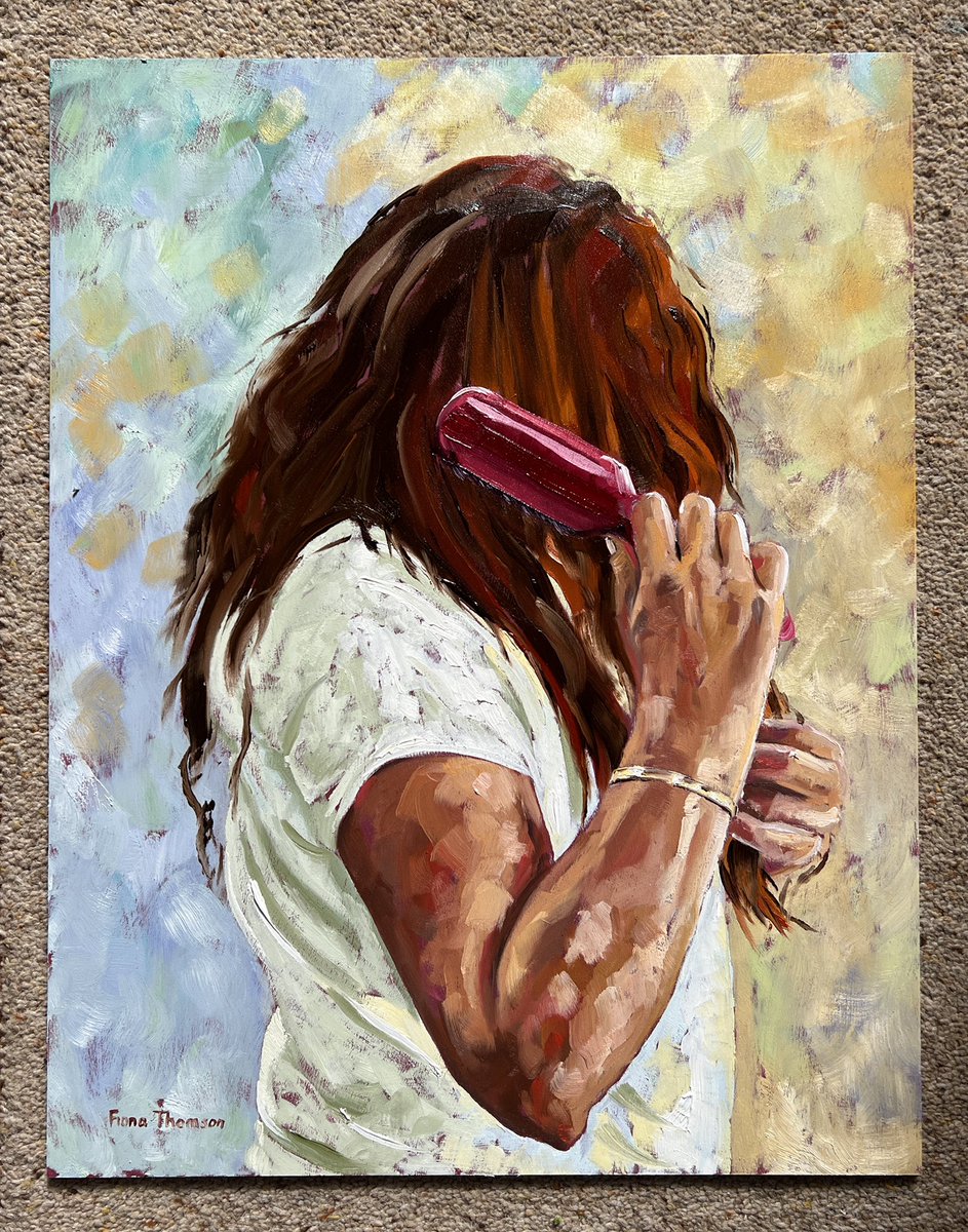 ‘The Red Brush’, oil on plywood panel, 355x457mm (14x18”) 

#longhair #hairbrush #oilpainting #oilpainter #figurativepainting #figurativepainter #peoplepainting #hairstyle #impressionist #goldjewellery #artistsmodel #elegance