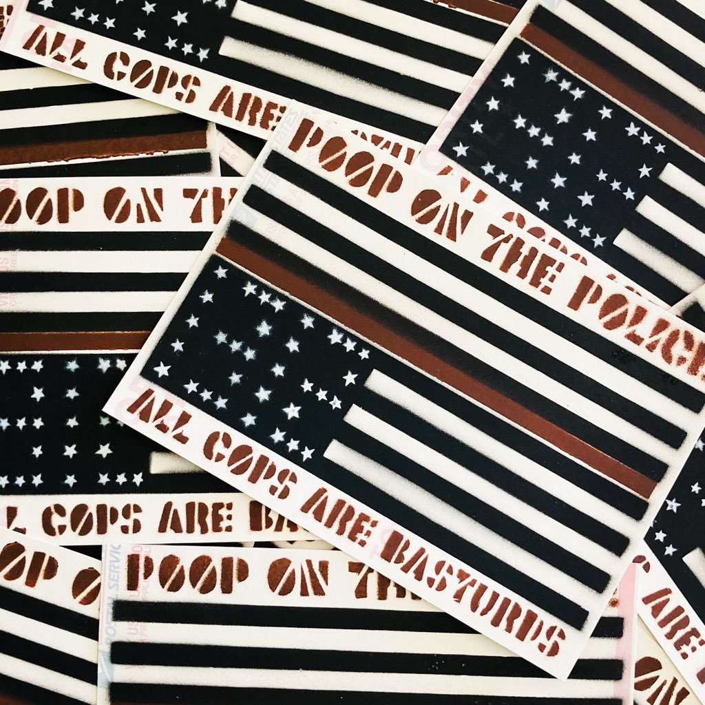 pooponthepolice's tweet photo. The Thin Poo Line.

#POOPonthePOLICE #POTP #ACAB #slaptags #streetart #createanddestroy #vandal https://t.co/qGhv8MULJE