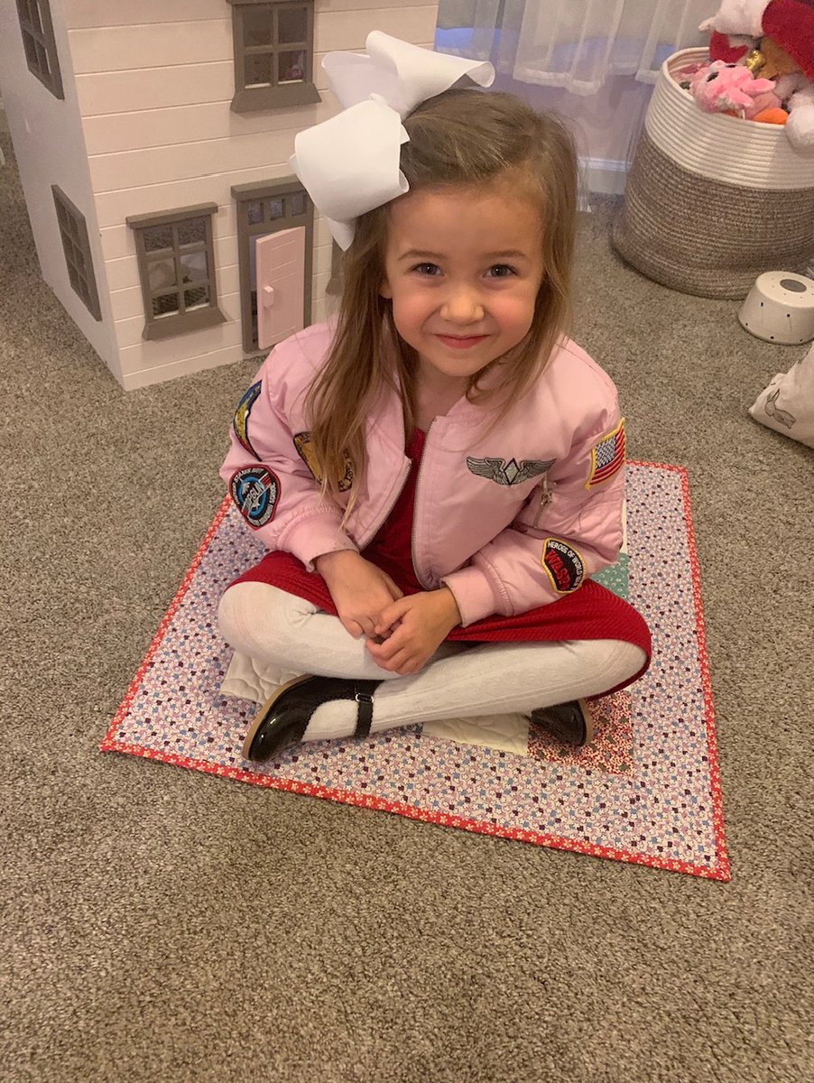 CAF1957's tweet photo. #FutureAviator ✔️ 
#WASP bomber jacket ✔️ 
Big bow ✔️ 

Someone get this little girl in an airplane!

Do you have a #FuturePilot in your house?! https://t.co/rnlF5xdrQM