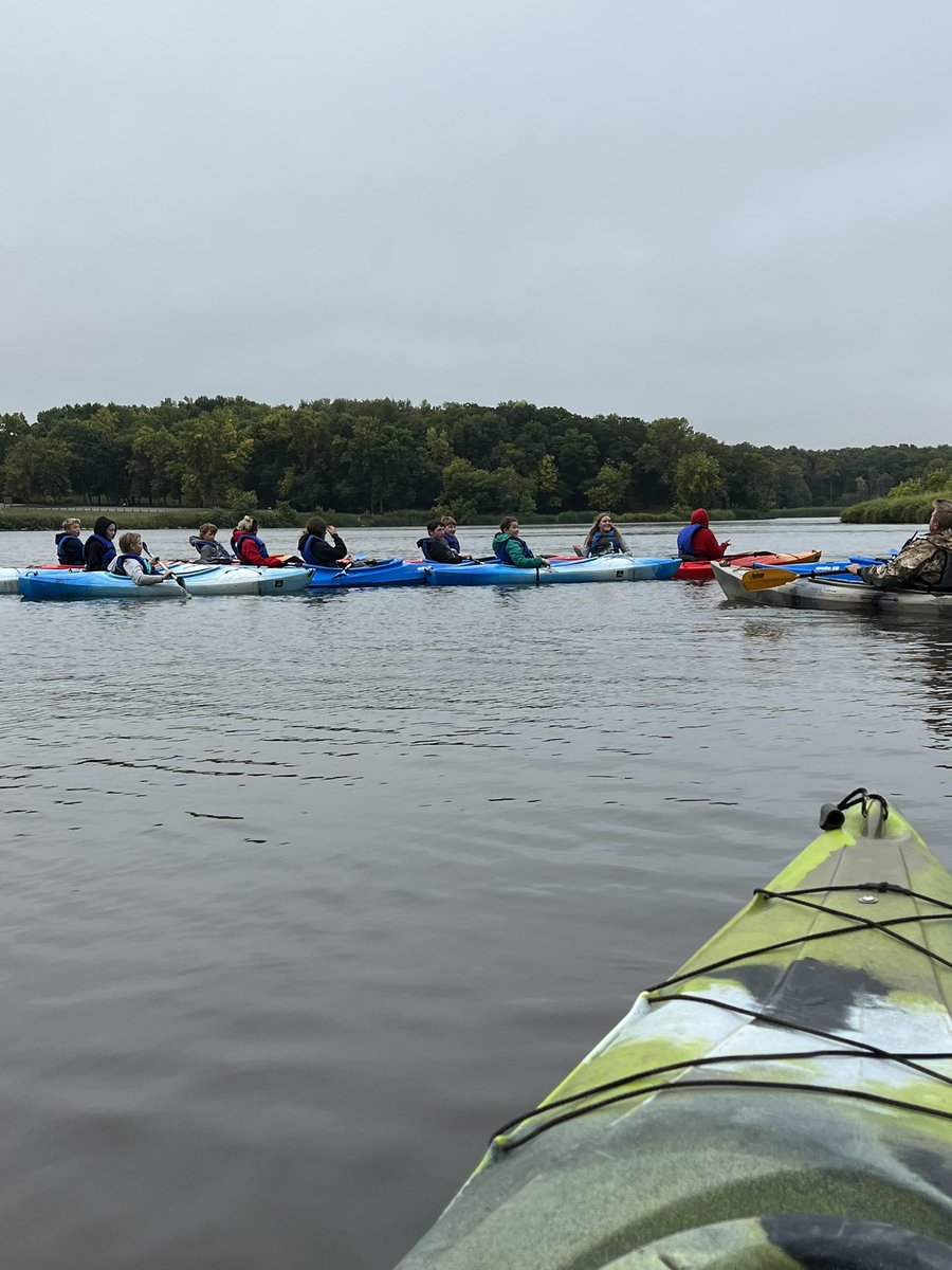 halvorson701's tweet photo. @schroederms_gf kayaking https://t.co/Xvslqr76OT