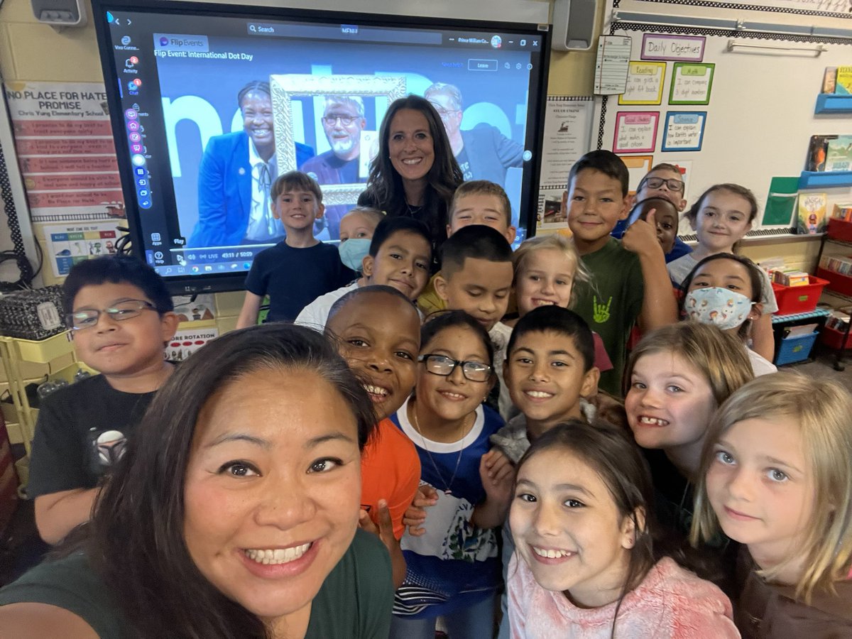 MrsThaiPappa's tweet photo. Celebrating International Dot Day with @peterhreynolds, @FablePaul and @inc_yv thanks to @MicrosoftFlip! My third graders loved it @ChrisYungES #InternationalDotDay #cyessteamengines https://t.co/HXEnYWKyWH