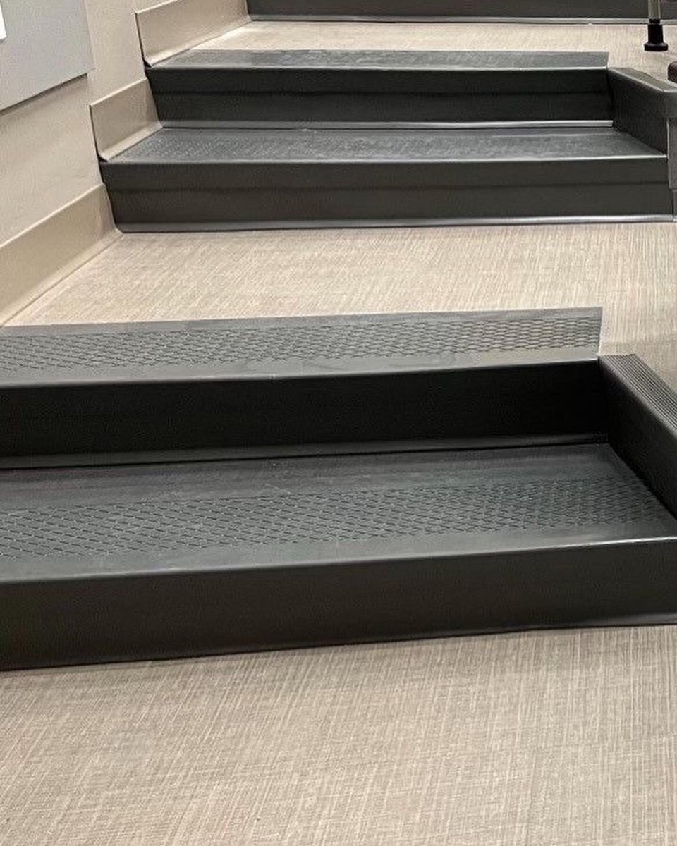 Commercial Flooring tweet media