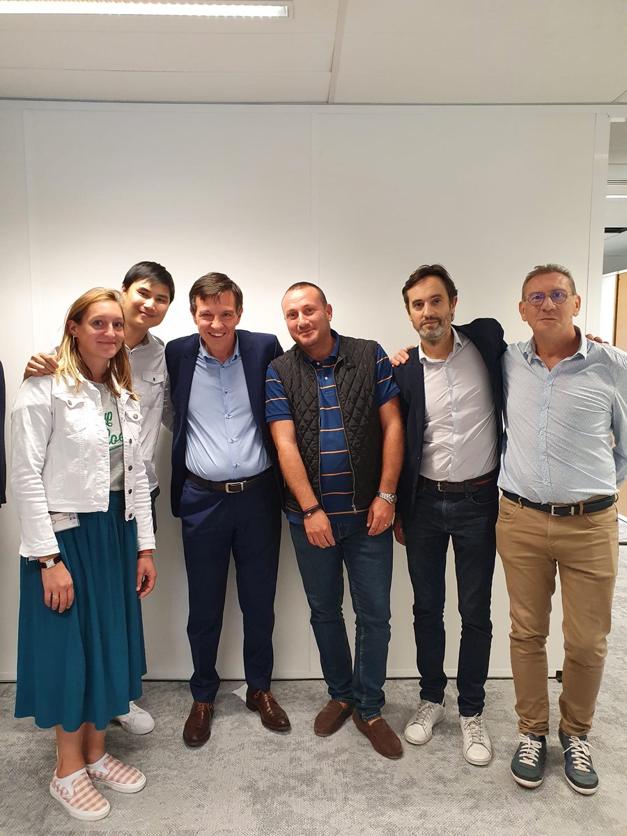 Au nom de toute l'équipe Wholesale domestique Merci Jérôme et à très bientôt <a href="/Barre_Jerome/">Jérôme Barré</a> <a href="/benedictedavid/">Bénédicte David</a> <a href="/Alban_Luherne/">Alban Luherne</a> <a href="/NaciraDjebari/">Nacira Djebari🍀</a> <a href="/OnyRzfdb/">Ony Razafindrabe</a> <a href="/Soumaya_elasri/">Soumaya</a> <a href="/StefLabrousse/">Stéphane Labrousse</a>  @ Jacky @ Isabelle @ Hervé