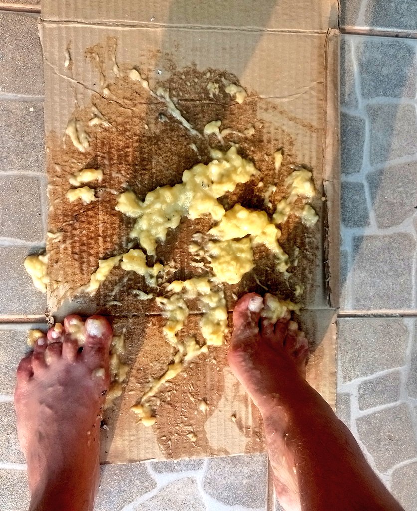 Anonimousstarr's tweet photo. #crushfetish do jeitinho que eu amo 😋 com comidinhas bem molhadinhas
🎬
#feetfethish #podolatria #podolatriaBR https://t.co/OnC4gjhCq1