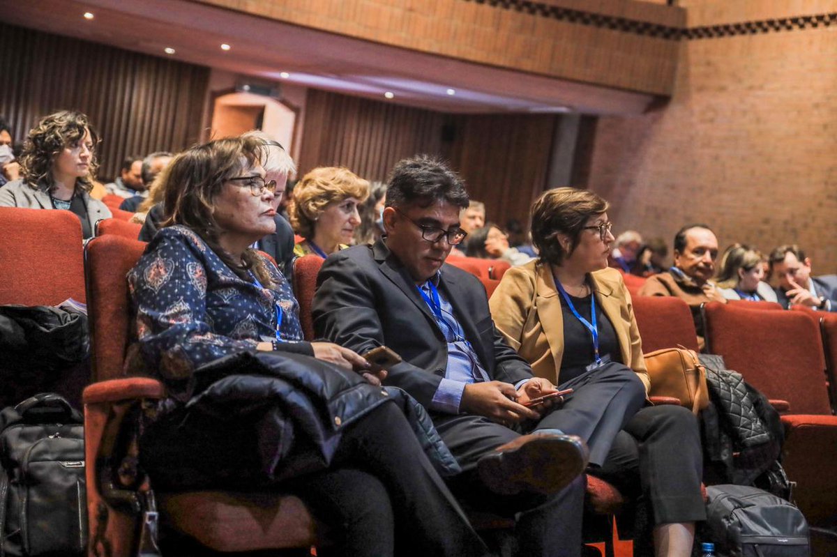 ProbogotaRegion's tweet photo. ¡El #SmartcoSummit llegó hoy a la @escuelaing! El rector Alfonso Rodríguez Díaz fue el encargado de abrir este segundo día de encuentro en torno a las #ciudadesinteligentes en América Latina. https://t.co/RMAcVO9JZf