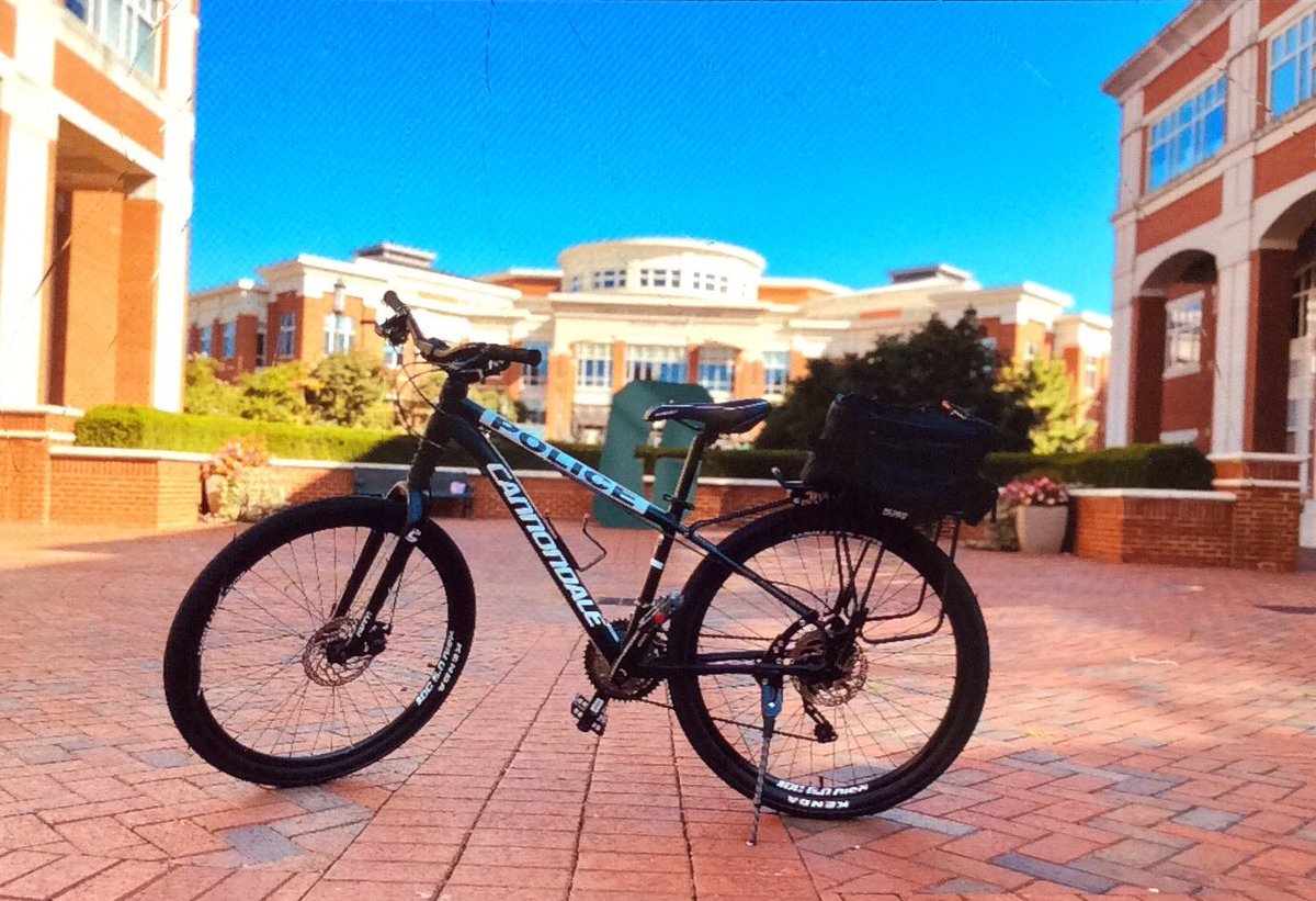 UNCC_Police's tweet photo. UNC Charlotte Police bike patrol reports itโs a great day to ride in the Niner Nation!!! #bikecop # patrollingontwowheels https://t.co/pprhphGRJP
