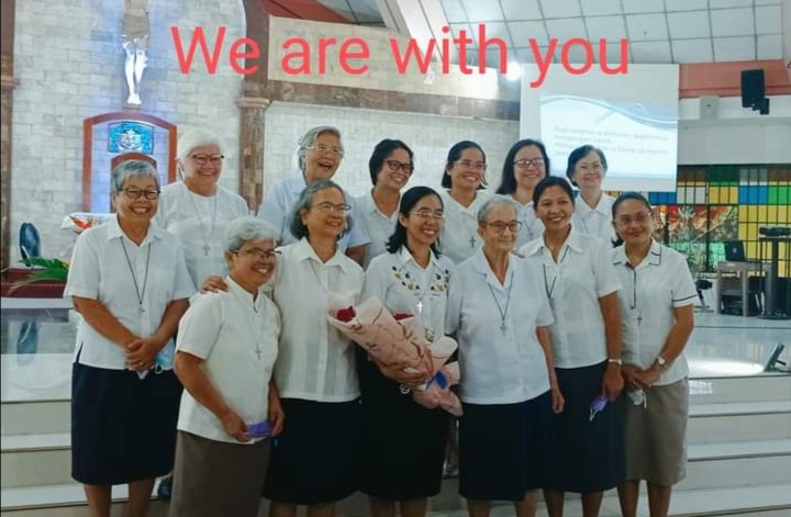 ADCSpinola's tweet photo. Y seguimos celebrando la fiesta de la fidelidad en el seguimiento de Jesús como @adcspinola . Hazel ha hecho su Profesión Perpetua en Ipil (Filipinas). Nos unimos como #FamiliaSpínola en el agradecimiento por su respuesta generosa al Señor. https://t.co/MOMOzexIOl