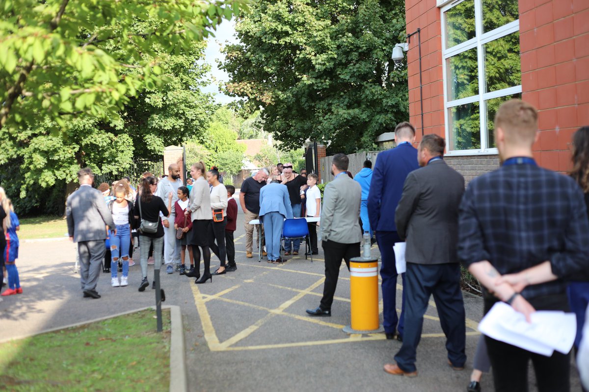 woodcotehigh's tweet photo. Really successful Open Evening for us tonight. It was so lovely to meet our prospective parents! ππΌ
#WeAreWoodcote #ASPIRE #OpenEvents2022 https://t.co/4FqpYyzlsU