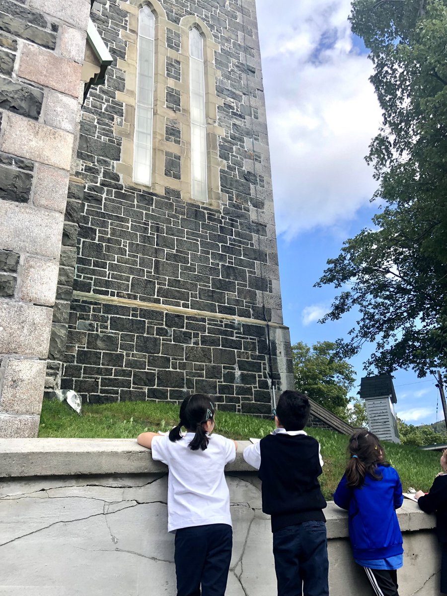 caines_mrs's tweet photo. Learning about perspective and sketching today in Grade 2 Art! We also learned a little about ants and wasps (ouch!) @lakecrestnl https://t.co/wbaplVGz0v