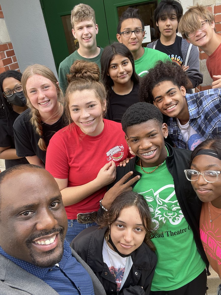 First time with our Bobcat Superintendent’s Advisory Council! They really made my day! This is certainly a creative, fun, and incredibly curious group! Excited to learn with them this year! Go Bobcats! #HigherHeights