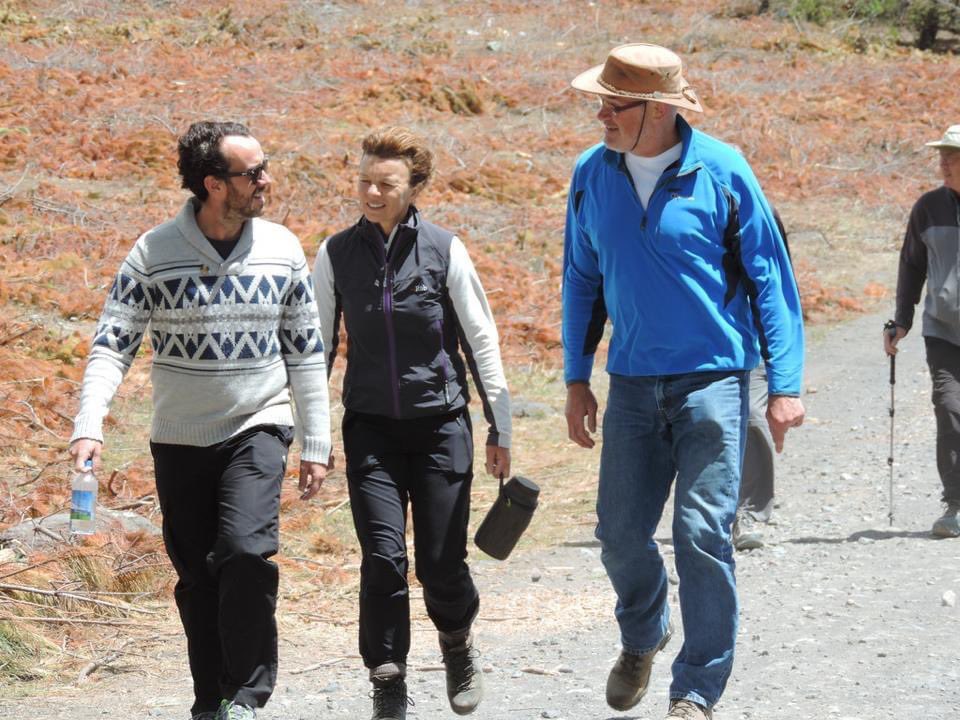 Saddened and stunned to hear the passing of Eddie. We climbed four volcanoes together in Ecuador in 2013. He kept morale and spirits up when many of us wanted to throw in the towel. And even while filming on a volcano, he only needed one take. A real talent and a true gentleman