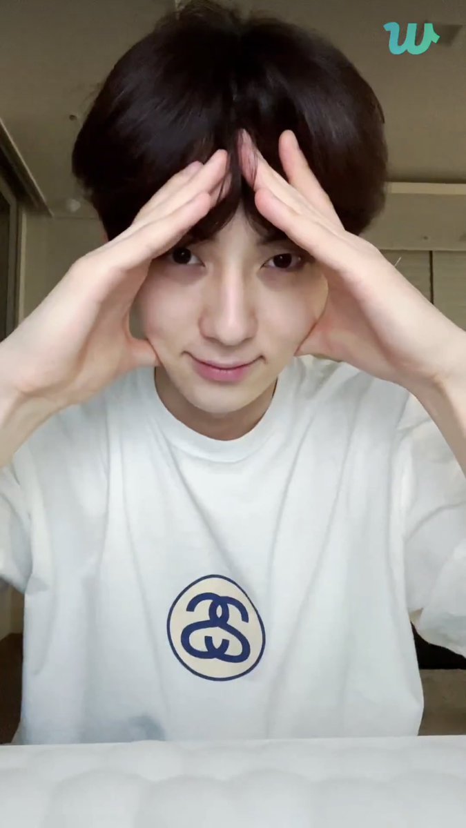 missmuffincat's tweet image. OMG, soo cute!! 😆 #stillnotover gushing this pic!!! #HWANGMINHYUN