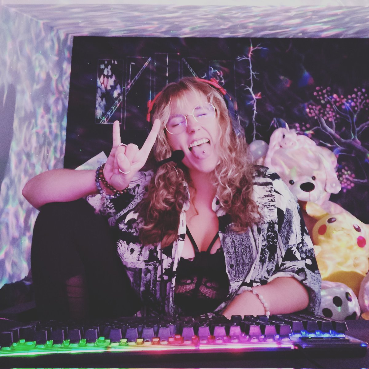 Live 72h | 3 ans de Stream 😍😍
En direct de Twitch --> twitch.tv/follix