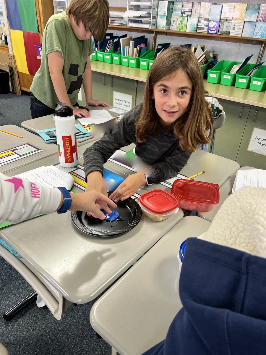 Lisa Nathaus tweet media