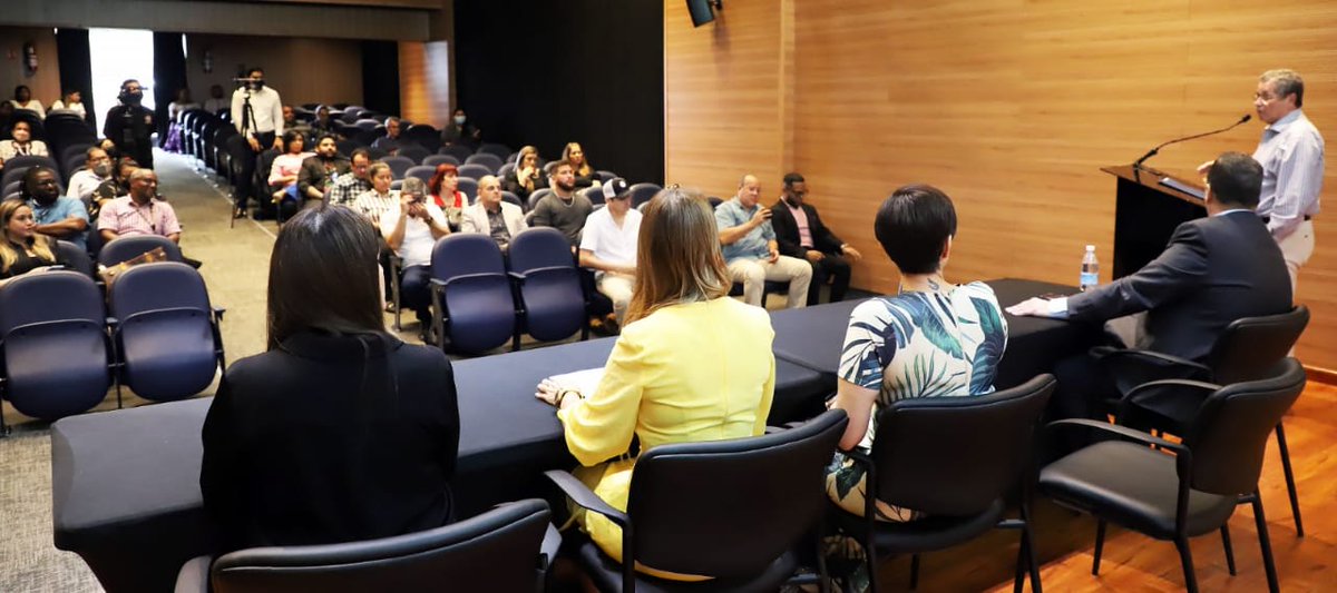 En conferencia de prensa, el dia de ayer se presento la Primera Feria de Turismo.

La Alcaldía de Panamá ,ofreció detalles de la Primera Feria de Turismo, que se desarrollará el próximo 24 y 25 de septiembre en las instalaciones de Soho City Center

¡Juntos somos turismo!
