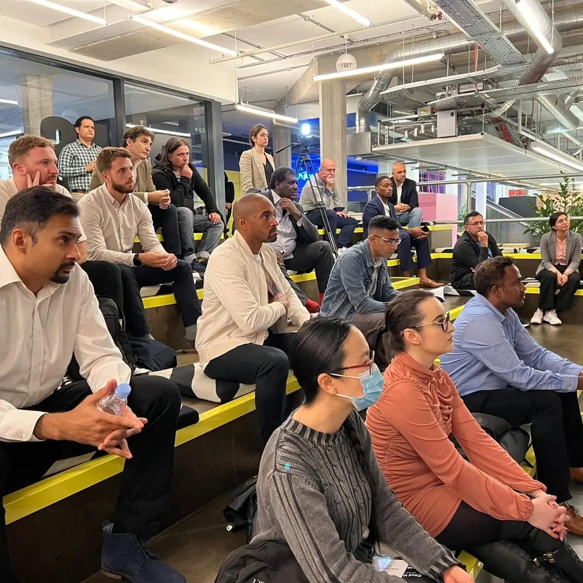 cloudtalkglb's tweet image. "Autonomous Digital Infrastructure with Cloud" Panel Is Currently Going On -2

#cloudtalkglobal #cloudtalk #london #meetup #techmeetup #cloud #server #event #cloudtalklondon #network #tech #opportunity #digital #digitaltransformation #networking #infrastructure