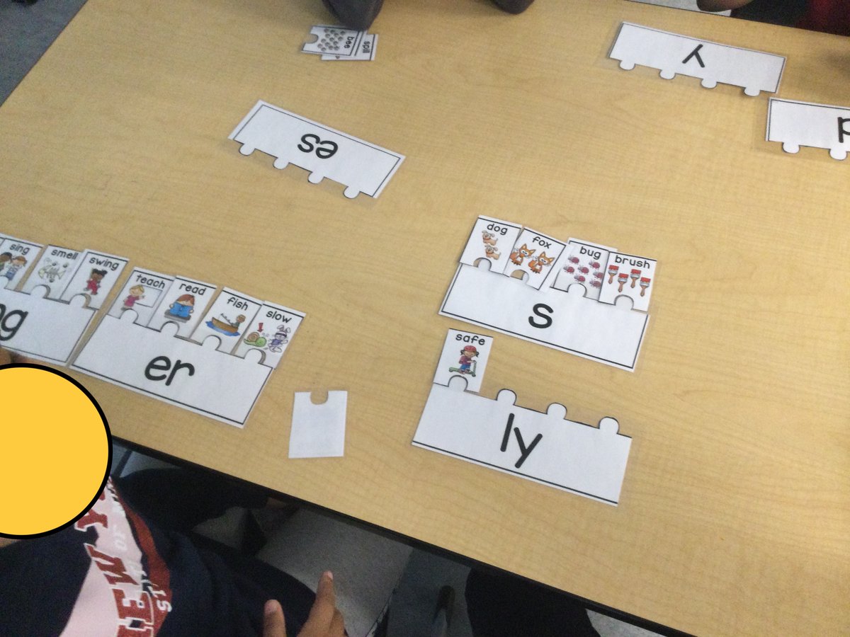 MrHuntersClass's tweet image. Students are having a ton of fun with the literacy task bins Mrs. Au, our Inclusive Ed Learning Leader prepared for the class. So thankful for the support and engaging activities.