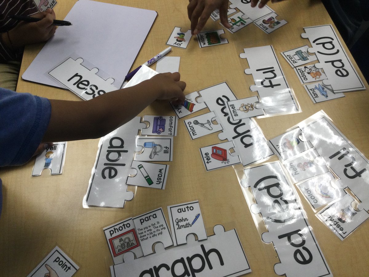 MrHuntersClass's tweet image. Students are having a ton of fun with the literacy task bins Mrs. Au, our Inclusive Ed Learning Leader prepared for the class. So thankful for the support and engaging activities.