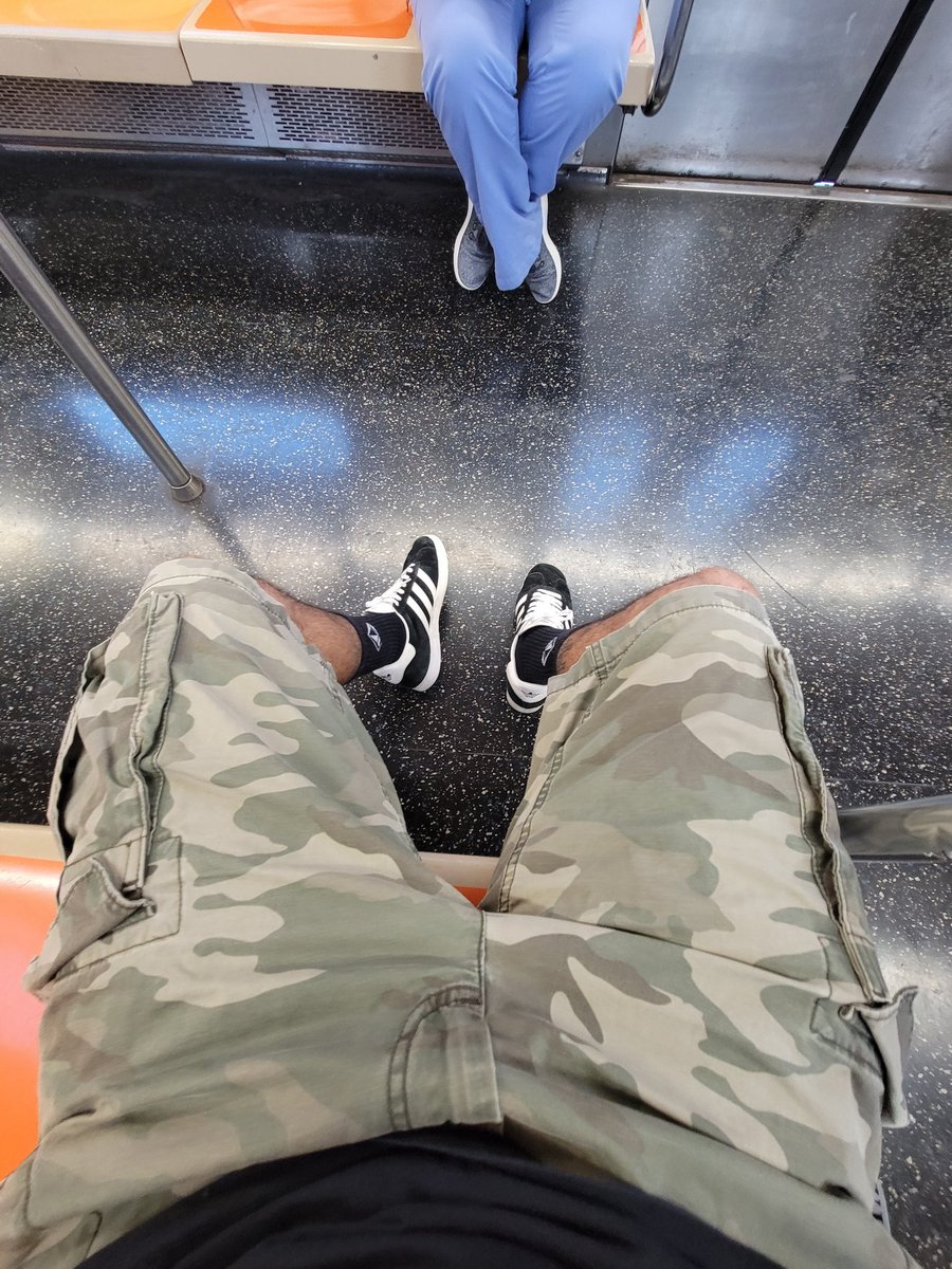 munkz_music's tweet image. Dressed for the occasion. Just missing the wallet chain! 😅 #numetalkid