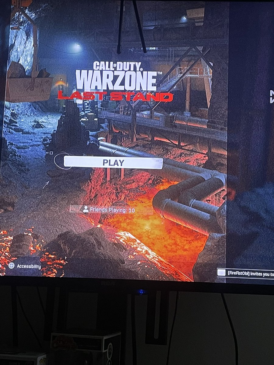 nika_quinzel's tweet photo. After 36 HOURS of deleting and redowlading this damn game that I have the DISC FOR, I finally got back into my MODERN WARFARE 🥰🥰🥰🥰. #gamerproblems #discproblems. https://t.co/lrzA6t2U6k