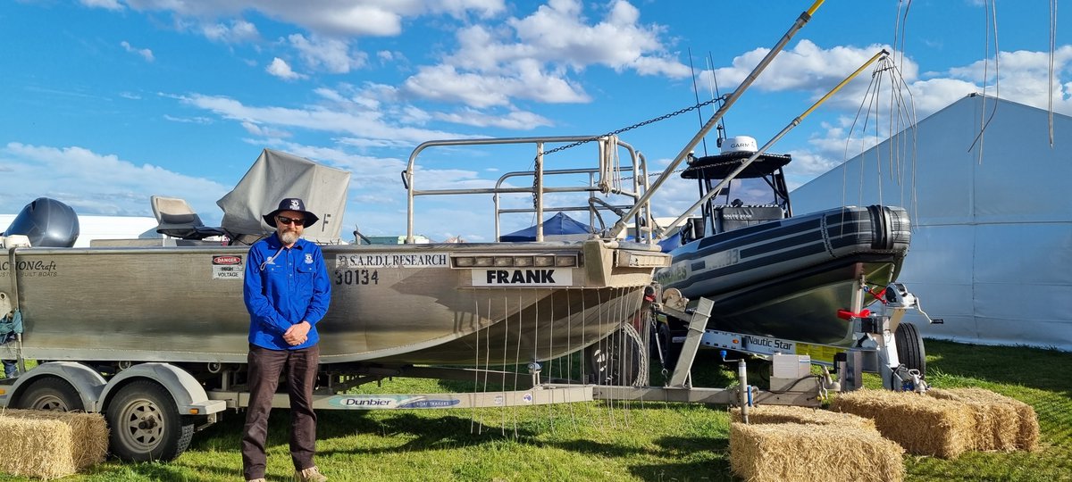 The Lower Murray research team is set up at the Riverland Field Day in Barmera, waiting for the community to drop by and chat about fish sampling techniques, including electrofishing. Please come, say g'day and learn about different electrofishers, when and how they are used.