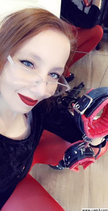 https://t.co/srlboOWyjc About 15 minutes I will be #live on #Cam4. Sit down on your and enjoy! #submissive<a href="/tag/live"class="tags"><span>#live</span></a><a href="/tag/highheels"class="tags"><span>#highheels</span></a><a href="/tag/cam4"class="tags"><span>#cam4</span></a><a href="/tag/submissive"class="tags"><span>#submissive</span></a>