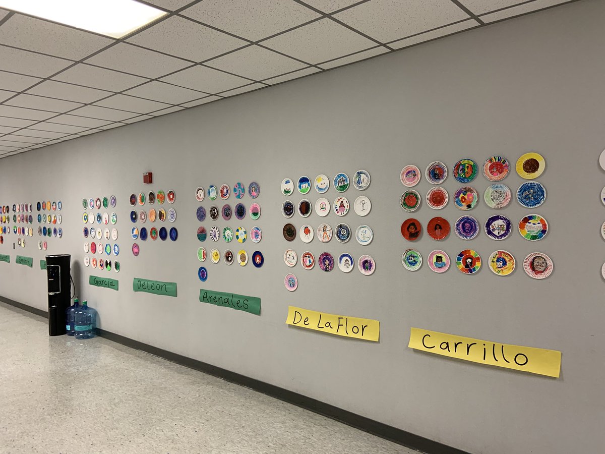 MissDe1gado's tweet photo. My first #DotDay of many over at @Carter_AISD !! I’m so happy to finally bring the artwork the kids have been making with me outside of the art room🌈 @DotClubConnect @AldineArt @AldineISD #aldineart #dotday2022 #dotday22 @NewmanKaileigh #artteacher #arted https://t.co/xTzUYAmR9b