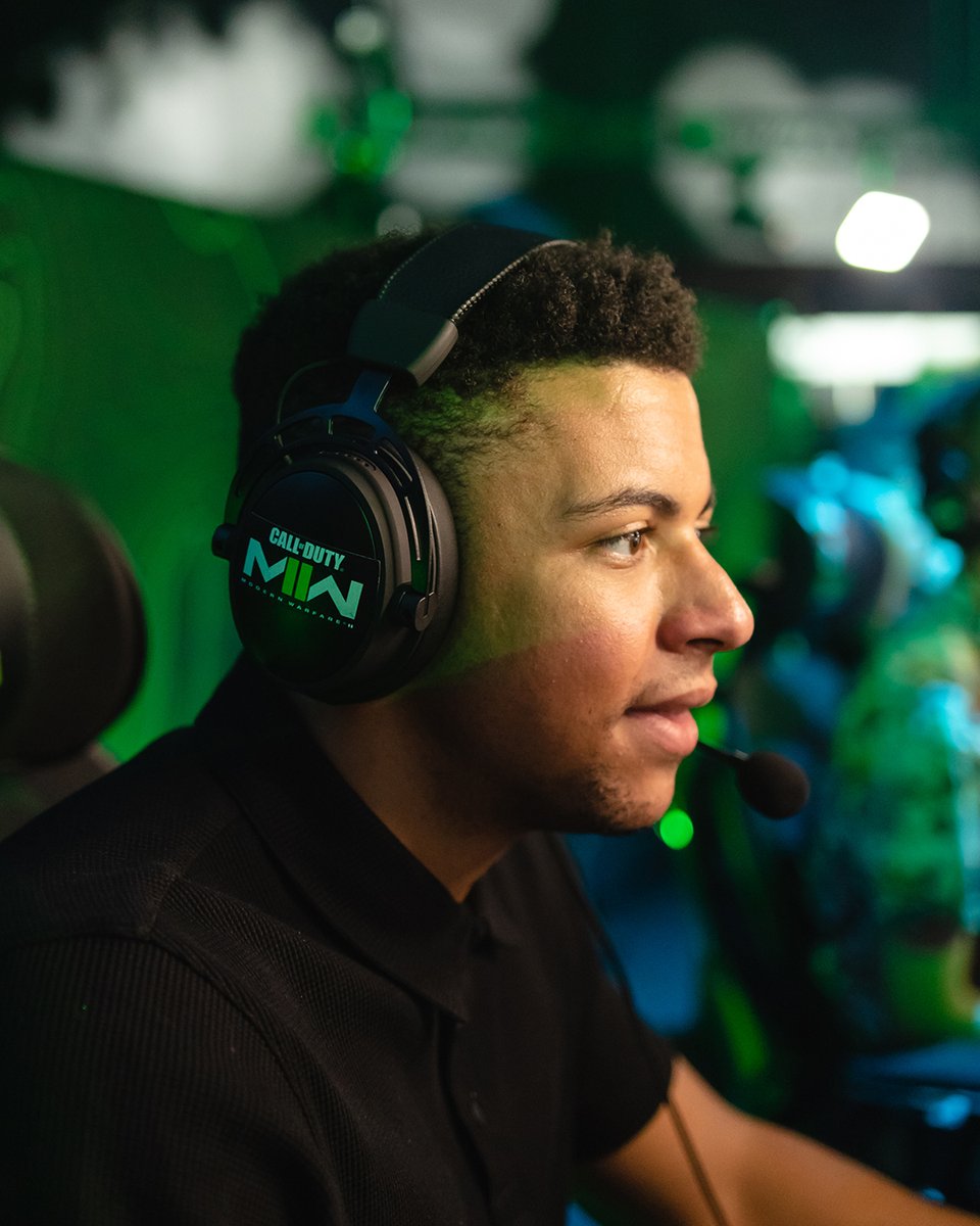 CallofDuty's tweet photo. It’s been incredible unveiling years of hard work to the world.

Thank you to our community and all the viewers who tuned into #CODNext

Welcome to the next era of Call of Duty 💚 https://t.co/slWJp97lQm