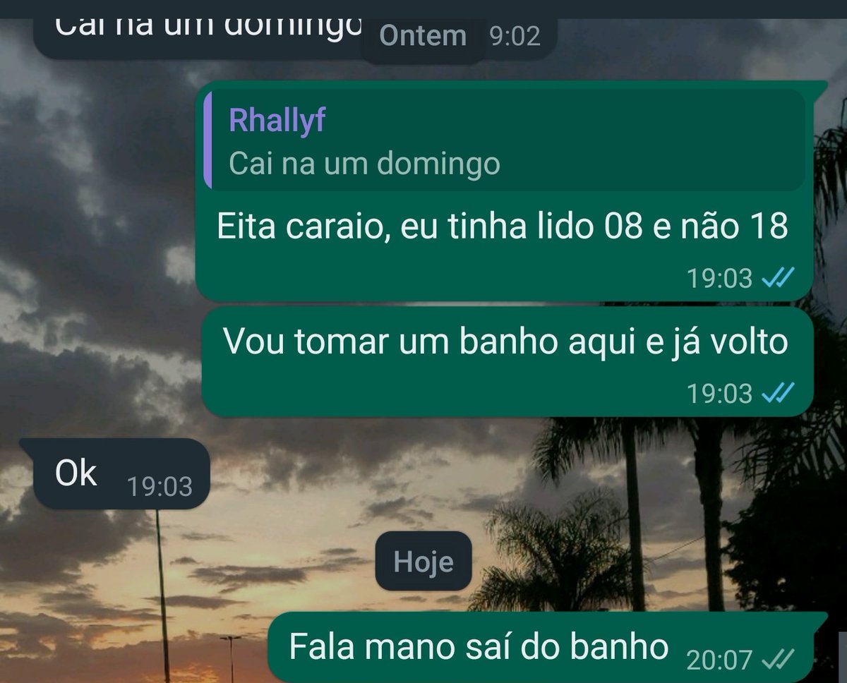 samcaapo's tweet photo. Quem nunca levou mais de 24h no banho?! Super normal https://t.co/StgAQDDUym