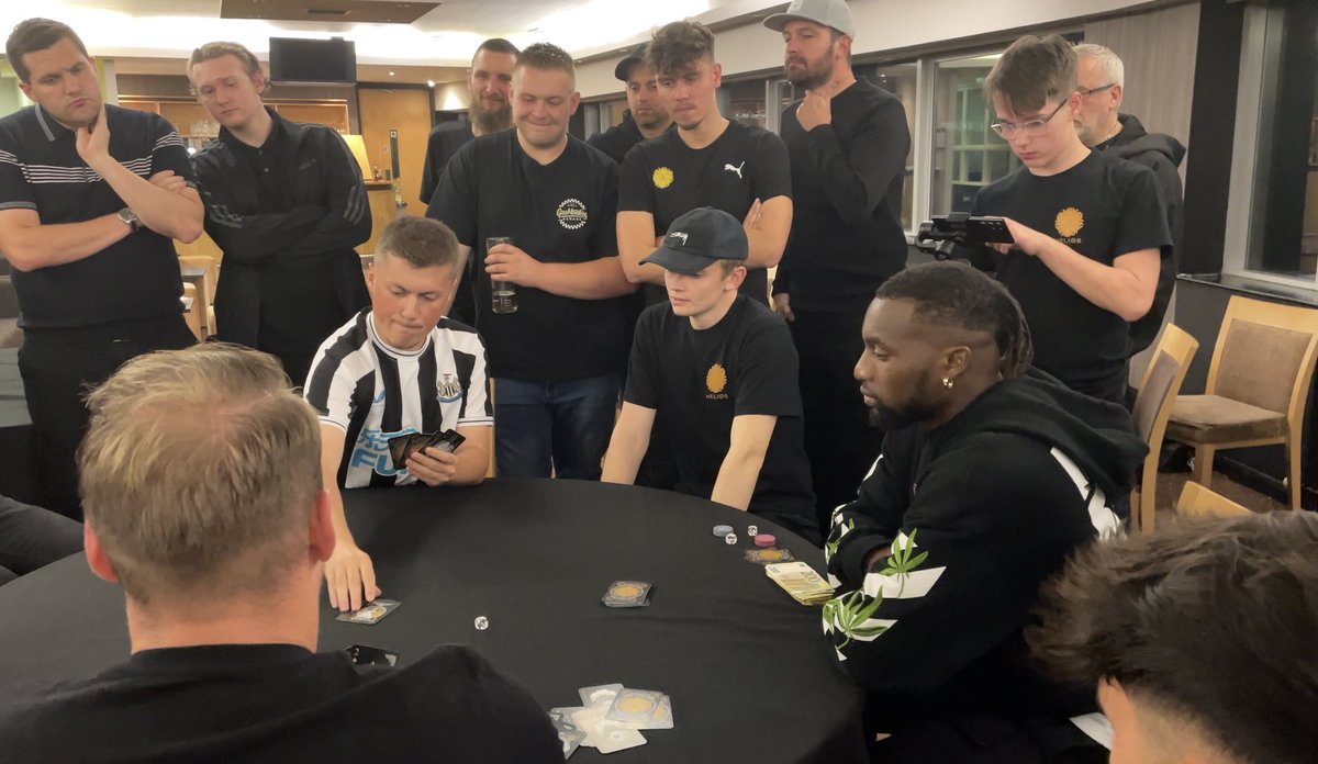 Very proud to have finished 2nd place in my first Helios tournament winning €400 from Allan Saint-Maximin. Massive thanks to Helios for the invite and well done to my opponent on winning the final 👏🏻👏🏻👏🏻

#NUFC
