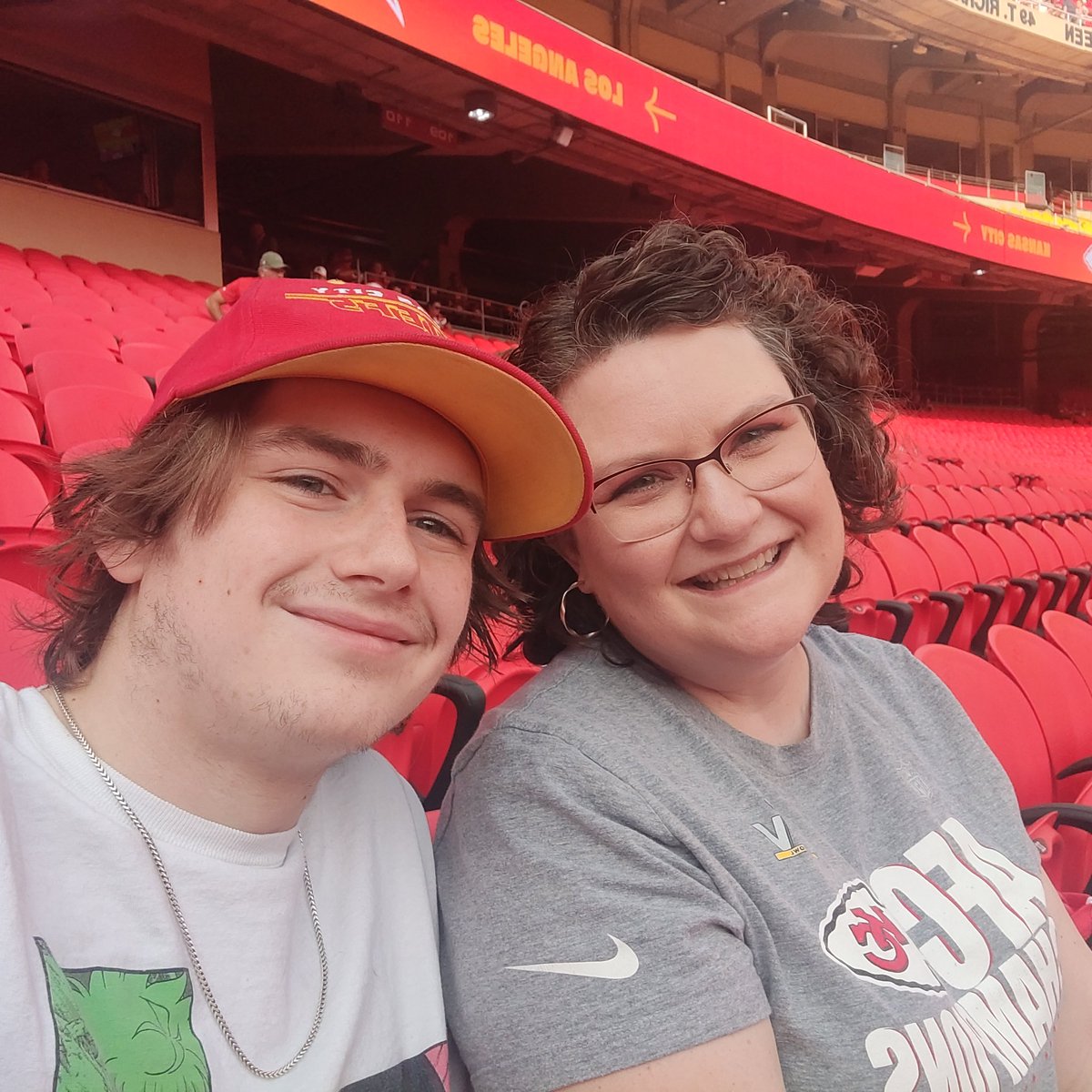 Enjoying an early Christmas gift from my son, what perfect weather! Go Chiefs!!

#chiefskingdom