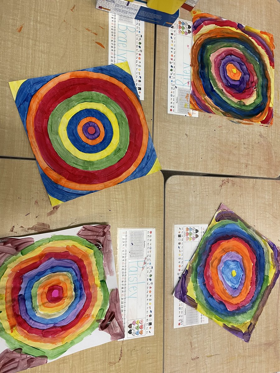 International Dot Day today!🔵 Started the day by reading “The Dot” by Peter Reynolds, tuned into a live Flip event interviewing the author, and ended with a “dot” themed art project! Don’t forget to “MAKE YOUR MARK” ✏️ #InternationalDotDay <a href="/TVDSB/">Thames Valley DSB</a> <a href="/dianamichlynn/">MsField</a> <a href="/MWrightMustangs/">MaryWrightPS</a>