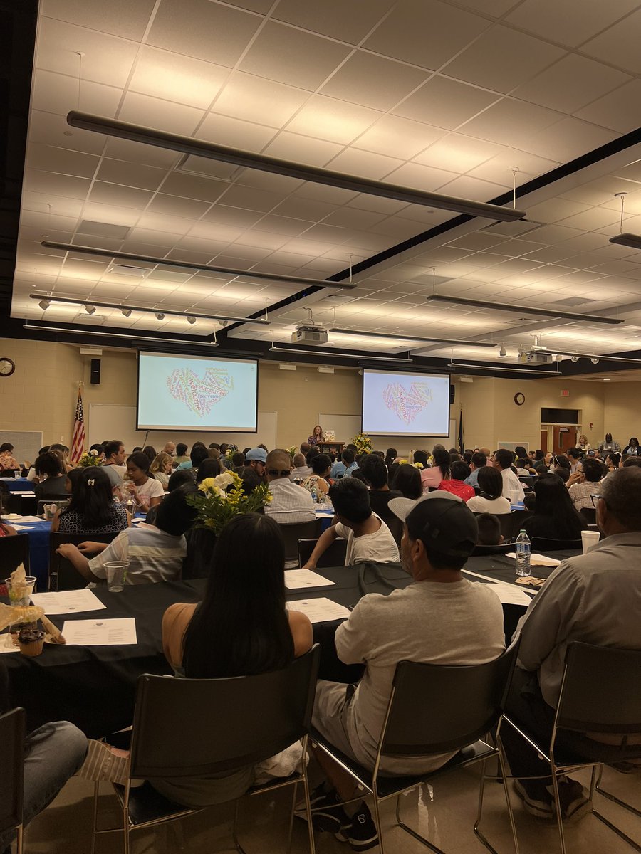 It has been great celebrating so many wonderful MLL students tonight! I am especially proud of our exiting Huskies! #allarewelcome