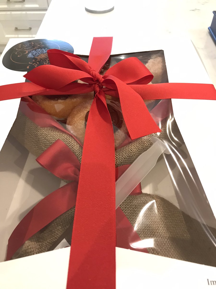 LisaPBRI's tweet photo. 🥰 1st week back 2 🏫 & I have the #awesomest 👯♀️ @Ruby_Bola & Steph k - 👀 what arrived today @NutellaGlobal 🍩 😋 😋 https://t.co/dRKqWLXNgn