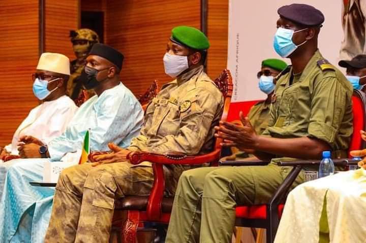 #twitter soutien total aux autorités Maliennes.<a href="/enork/">Es Pi</a>. Le Mali mérite respect et considération <a href="/twitter/">Twitter</a>