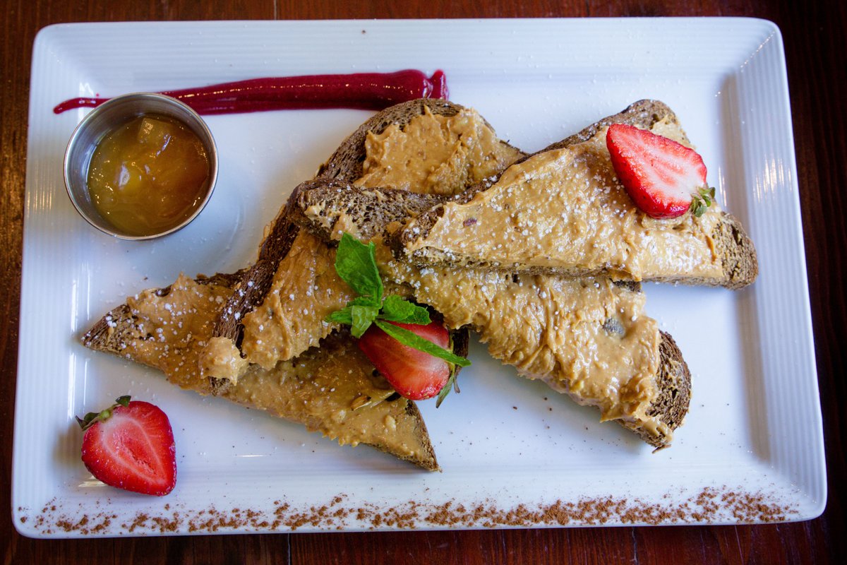ParkhouseSD's tweet photo. House made Nut Butter and Toast #purehappiness #yumm https://t.co/beBDrYIKnA