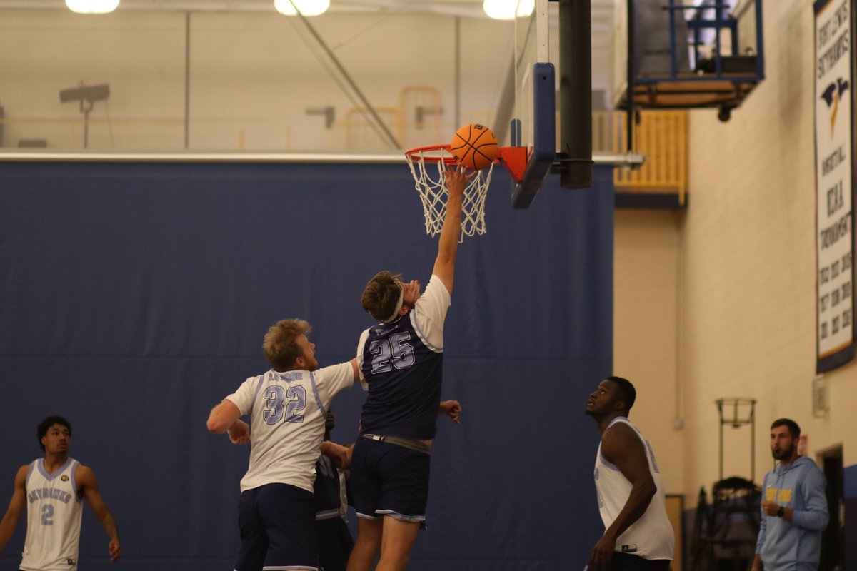 FLCMBasketball's tweet photo. #LetsSoar #FallFlicks https://t.co/SPSSNTrNre
