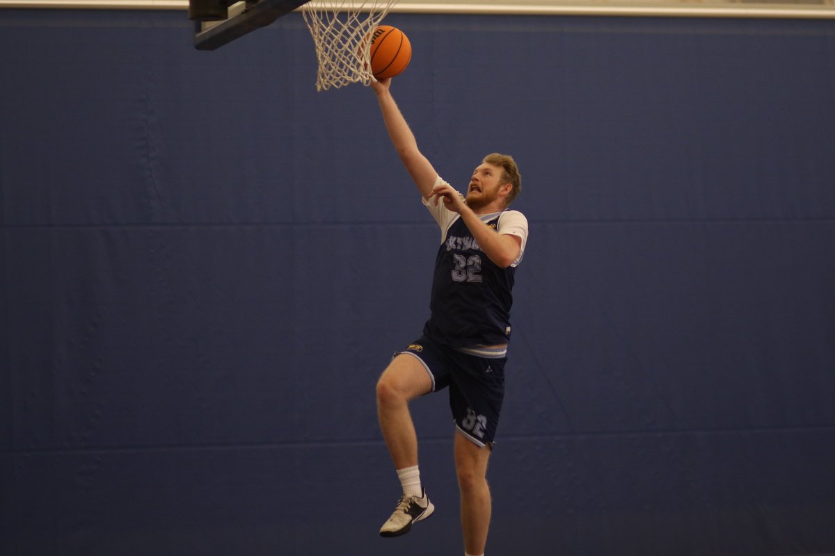 FLCMBasketball's tweet photo. #LetsSoar #FallFlicks https://t.co/RET9uOFtFi