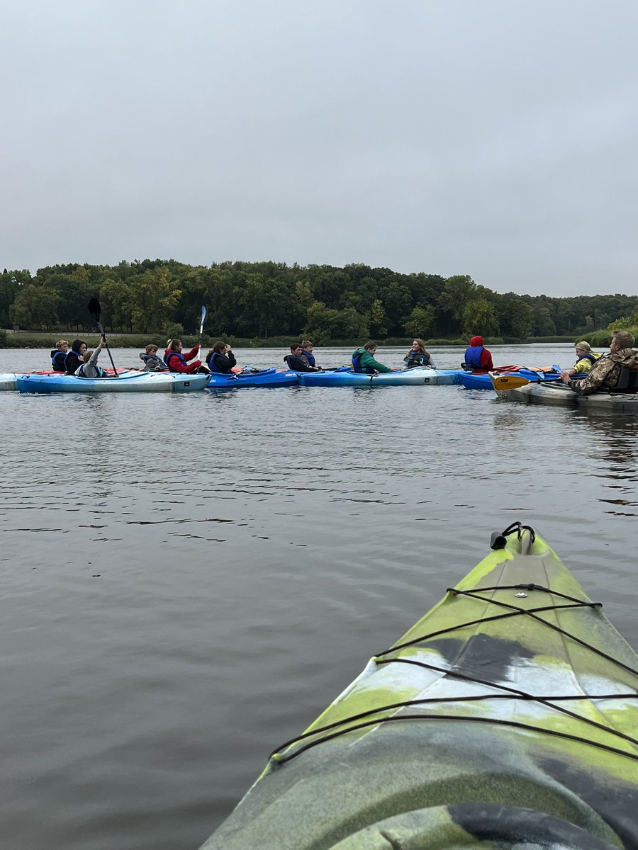 halvorson701's tweet photo. @schroederms_gf great day for a field trip!  Got a little wet but we had fun! https://t.co/cUIpQW02Wb