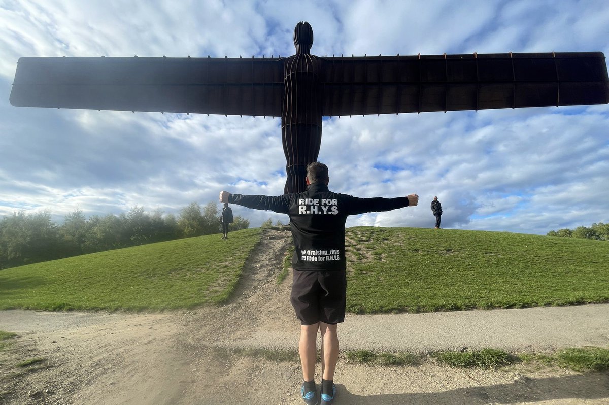 raising_rhys's tweet photo. #Day6 ✅ This is the furthest North the chaps will cycle, they visited @NUFC 🚴✅⚽️ which is so special,  Newcastle FC was one of Rhys’ teams. 🖤🤍

17 clubs ✅✅ 3 to go

You can still donate at: https://t.co/gunqDuhleD

Thanks to @kbtsltd for all their support 🖤🤍

#ride4rhys https://t.co/8jGqXOVrWh