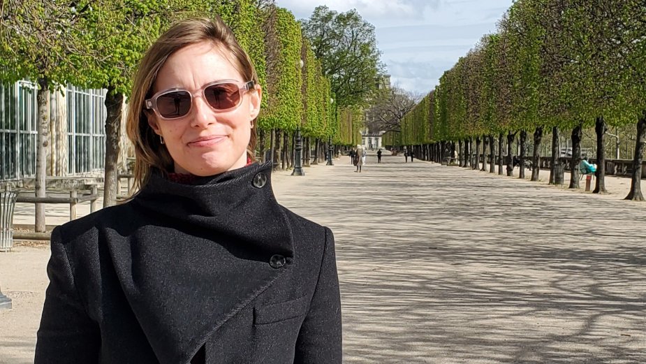 Little Black Book tweet media